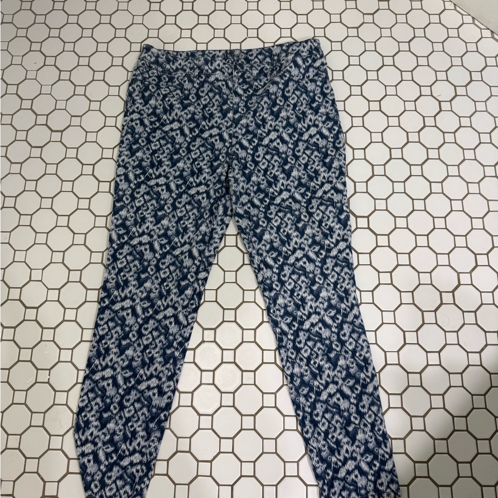 Geneva Platinum Navy & White Abstract Print Joggers